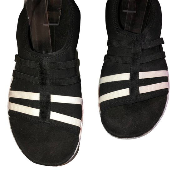Easy Spirit Sandals, Black & White Low Wedges w/Stretchy Uppers SZ 9 1/2 - Picture 5 of 8